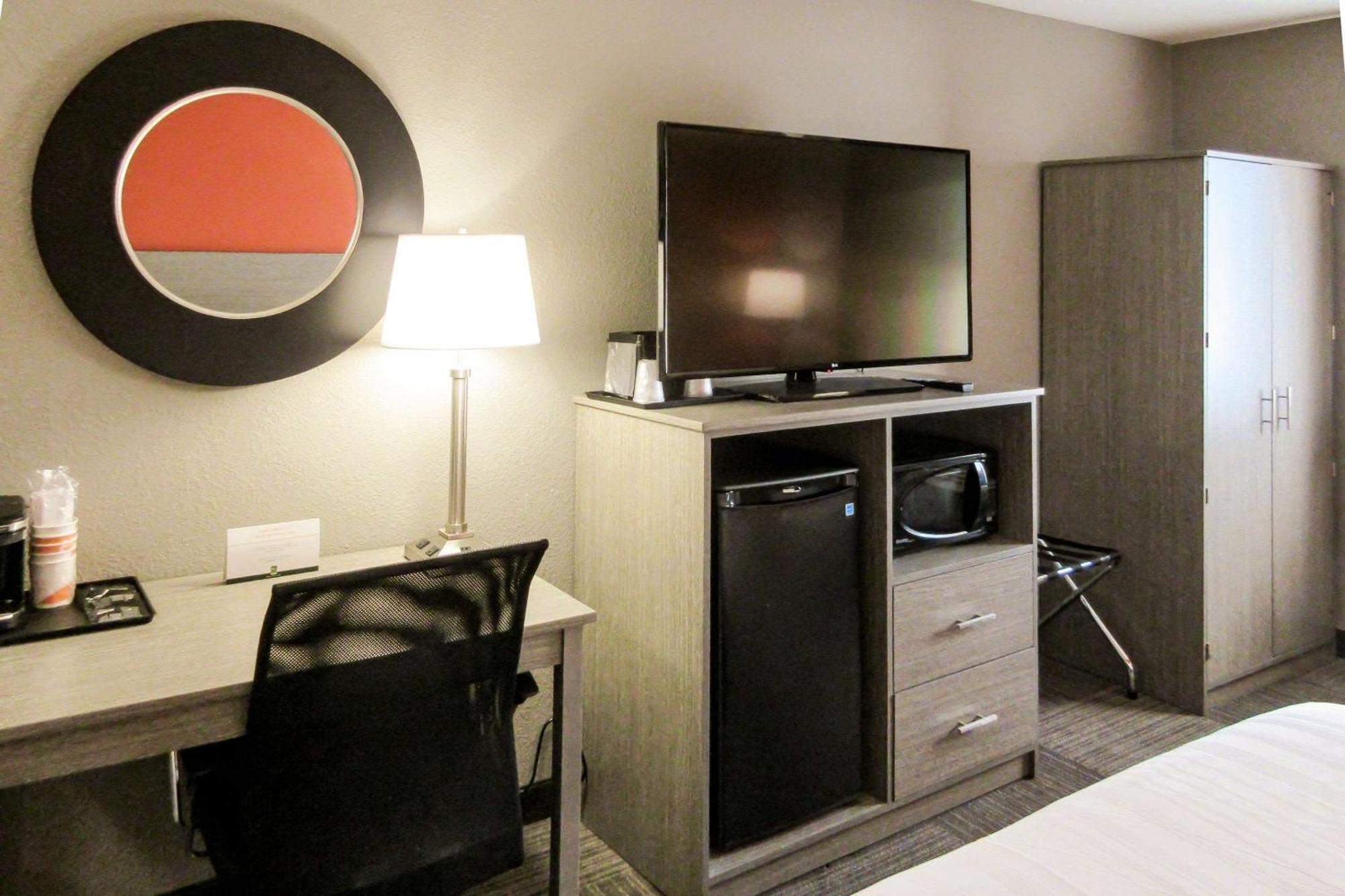 Quality Inn & Suites Hammond Near I-8090 Екстериор снимка